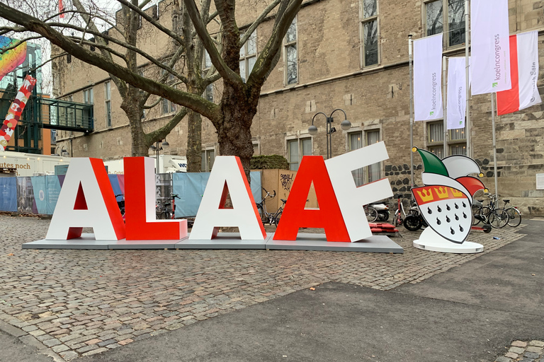 Cologne: Carnival Walking TourCologne: Carnival Walking Tour with brewery visit