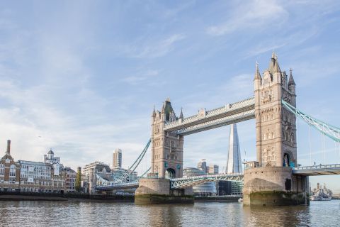 Londres: Entrada al Puente de la Torre