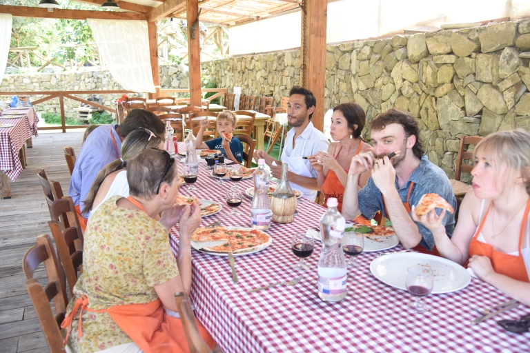 Sorrento Farm: pizzaschool met proeverij van wijn en limoncello