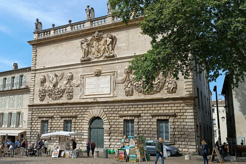 Rzymski akwedukt z Pont du Gard, Avignon, Pałac Papieski