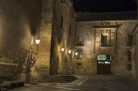 Salamanca, Legends and Stories Private Night Walking Tour - Housity