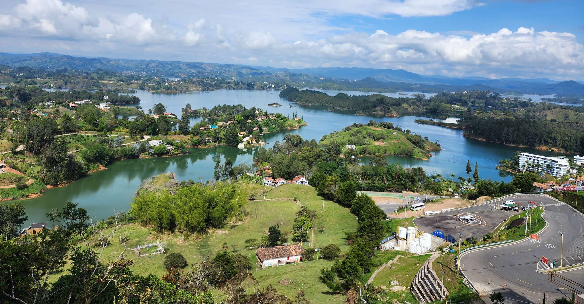 Guatape Coffee Villa including Rock Town & Waterfall - Housity