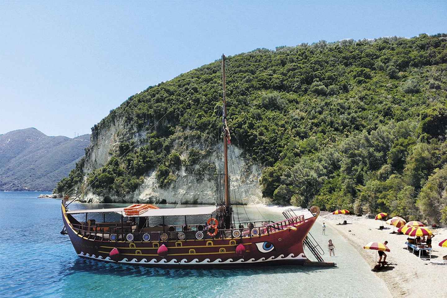 Nydri: Sailing Through History. Daily Cruise with Beach BBQ