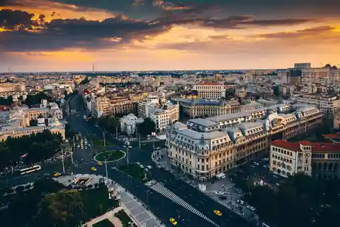 Passeio panorâmico a pé em Bucareste