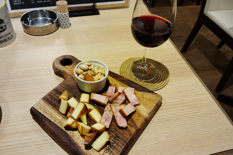 Nara: tour gastronómico con los lugareños en los izakayas de Shin-OmiyaNara: tour gastronómico con gente local en los izakayas de Shin-Omiya