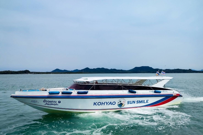 Phuket: Transfer łodzią motorową do Ao Nang lub Railay przez Ko YaoWspólny transfer łodzią motorową z Phuket do Ao Nang