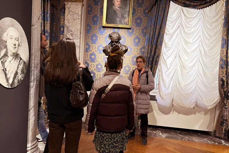 Milan: Skip-the-line La Scala Theatre Guided Tour Standard Option