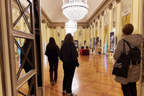 Milán: Visita guiada sin colas al Teatro de la ScalaOpción Estándar