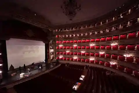 ミラノ：スカラ座とドゥオーモ大聖堂のガイド付きツアー