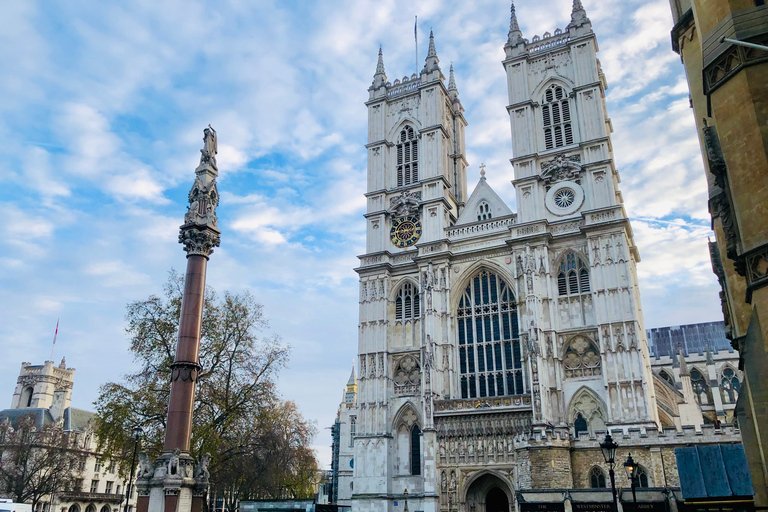 London: London im 2. Weltkrieg und Churchill War Rooms EntranceKleingruppentour - 15 Personen