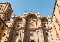 Granada, speurtocht en bezienswaardigheden zelfgeleide tour - Housity
