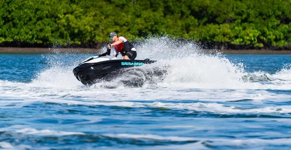 Cairns: 1.5 Hour Jet Ski Coastline Tour