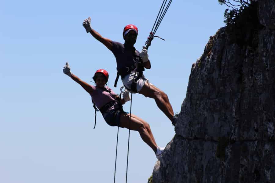 Kapstadt: Abenteuer Abseilen vom Tafelberg. Foto: GetYourGuide Kapstadt: Abenteuer Abseilen vom Tafelberg. Foto: GetYourGuide