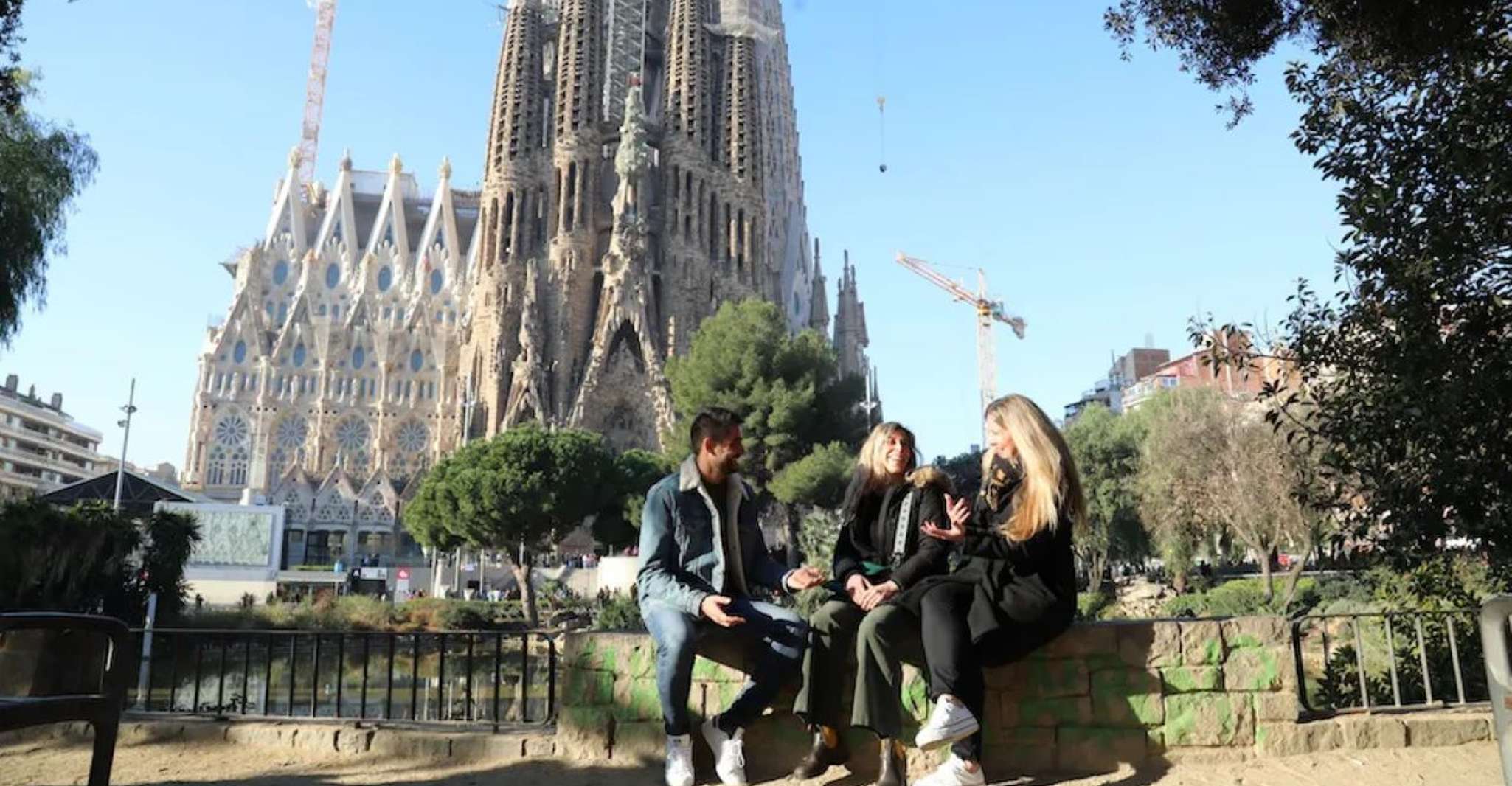 Barcelona: Sagrada Familia Skip The Line Insider Guided Tour photo 9