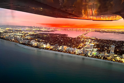 Miami: Tour privato di South Beach con volo guidato della durata di 35 minuti