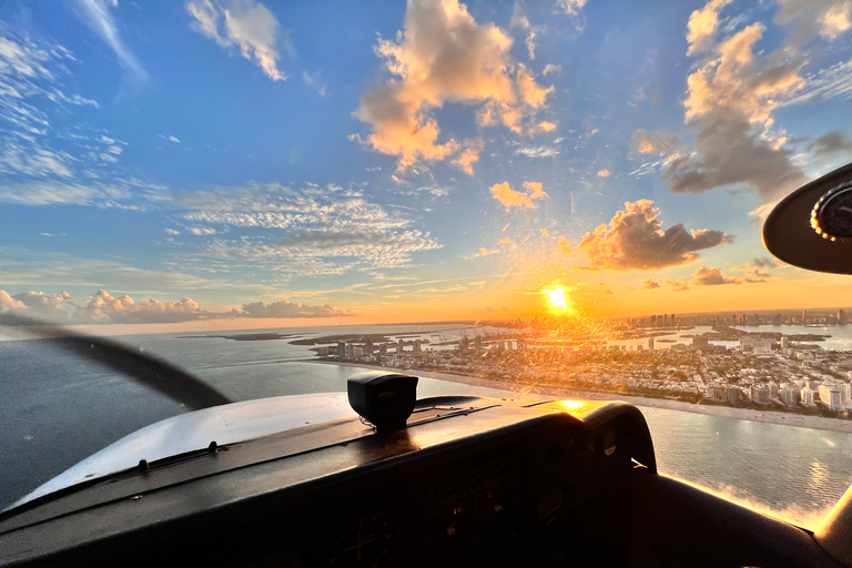 Miami: South beach Private Flight Tour 30- minutes