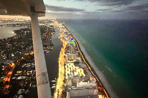 Miami: Tour privato di South Beach con volo guidato della durata di 35 minuti