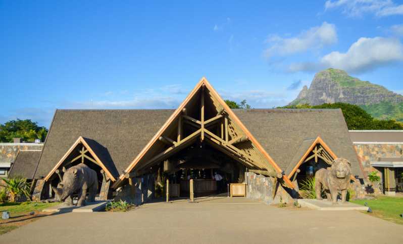 Mauritius: Caselan luonnonpuistojen sisäänpääsylipun ja kuljetuksen kanssa.