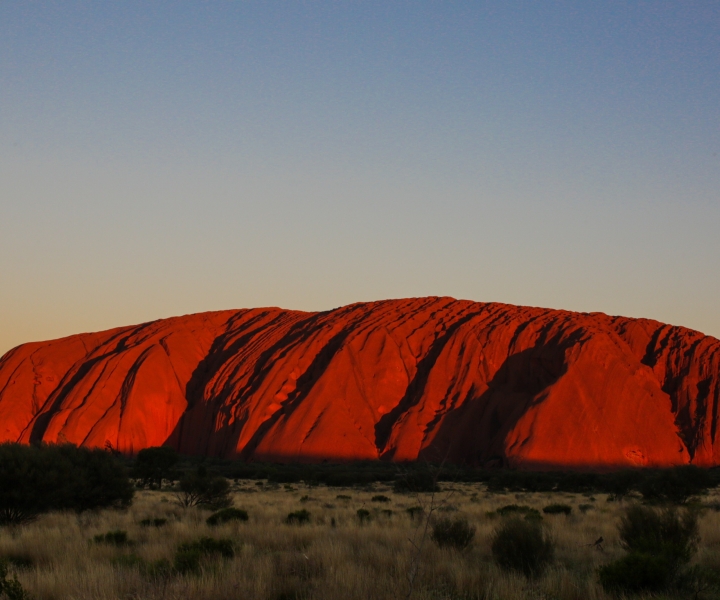 From Alice Springs: Uluru & Kings Canyon 4-Day Outback Tour