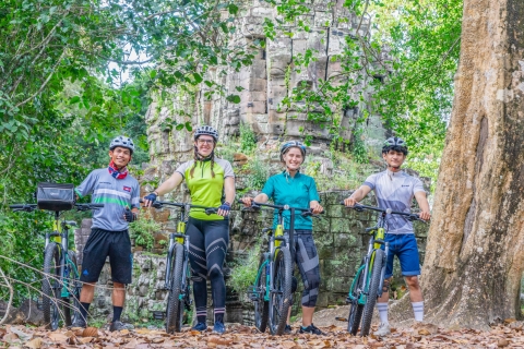 Siem Reap: Angkor Sunset Bike & Boat Tour w/ Drinks & Snacks