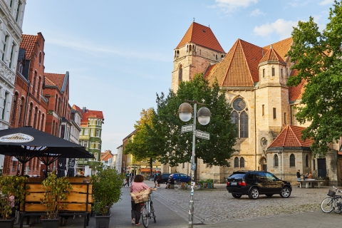 Hanover: Guided Walking Tour of the Nordstadt District