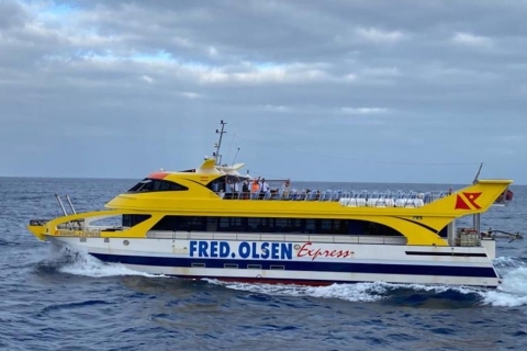 Billet de ferry aller-retour entre Lanzarote et FuerteventuraDe Corralejo (Fuerteventura) à Playa Blanca (Lanzarote)