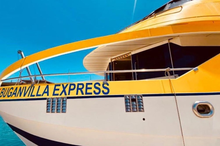 Billet de ferry aller-retour entre Lanzarote et FuerteventuraDe Playa Blanca ( Lanzarote) à Corralejo (Fuerteventura)