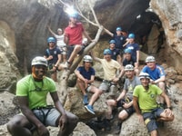 Arrábida, experiencia guiada de espeleología + Rapel - Housity