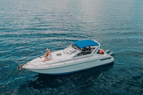 Coron: visite privée d'île en île sur un yacht ou un hors-bordTour en yacht privé