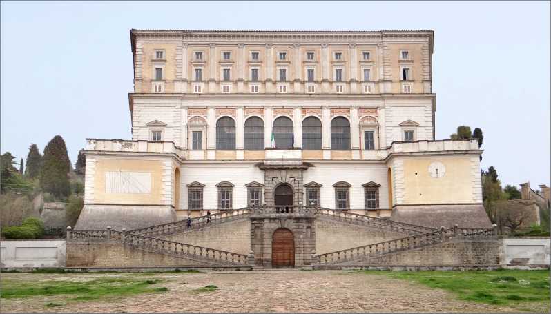 Caprarola: Private Villa Farnese Guided Tour with Entry