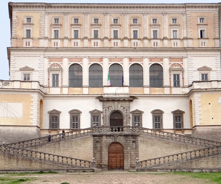 Caprarola: Visita guiada privada a Villa Farnese con entrada