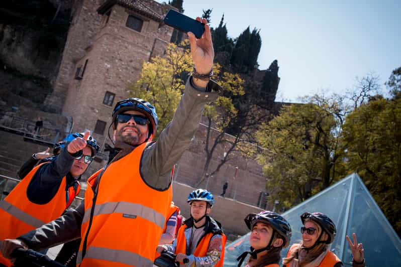 Malaga: Tour Dei Momenti Salienti Della Città In Segway | GetYourGuide