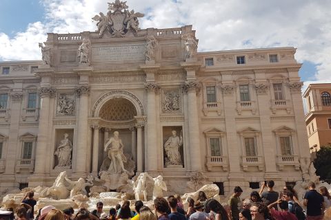 Rome: Squares and Fountains Guided Walking Tour