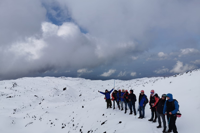 Monte Etna: trekking de invierno a gran altitud