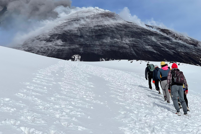 Mont Etna : Trekking hivernal en haute altitude