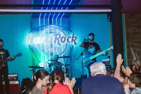 City Tour Nocturno por Cancún y Noche de Música en Vivo en el Hard Rock