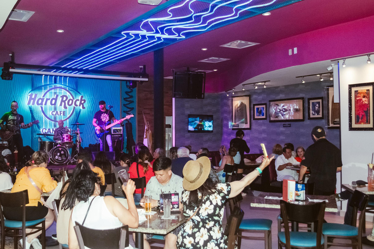 City Tour Nocturno por Cancún y Noche de Música en Vivo en el Hard Rock