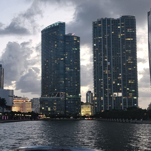 Miami: Biscayne Bay Millionaire's Row Boat Tour