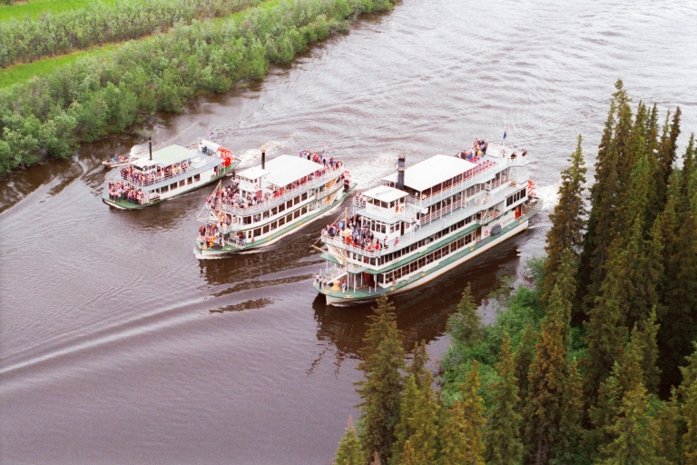 Fairbanks : Croisière en bateau et visite d'un village local