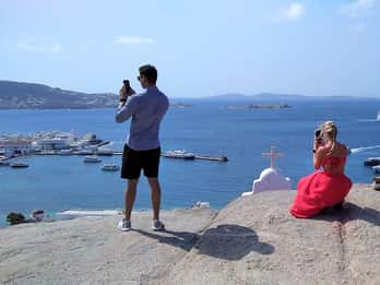 Mykonos: Highlights Tour with Panagia Tourliani Monastery