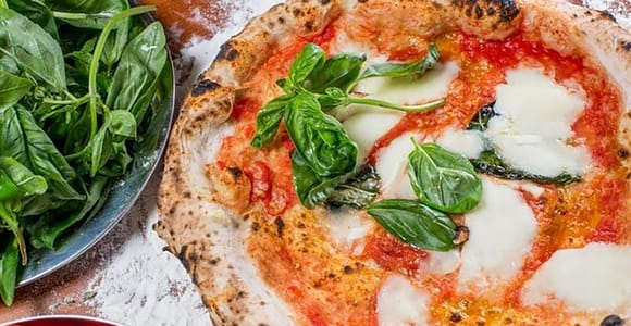 Pizza & Gelato: Cooking Class in central Florence