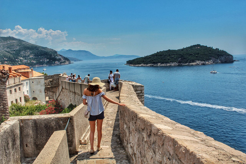 De Split: Passeio de um dia com guia particular a Dubrovnik e ao Monte Srđ