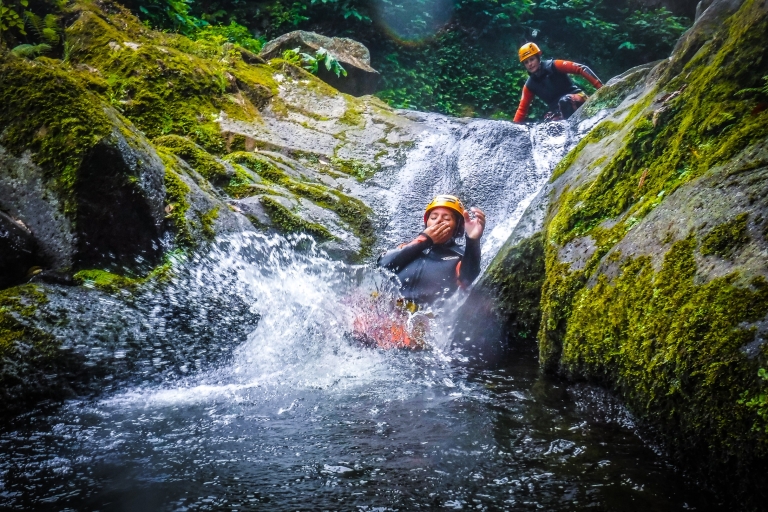 Sao Miguel: Caldeiroes Canyoning Experience Half-Day Tour with Meeting Point