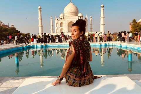 Visite guidée du Taj Mahal et du Mausolée, frais d'entrée inclus.