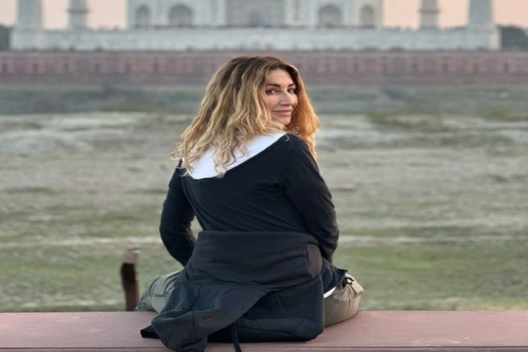 Visite guidée du Taj Mahal et du Mausolée, frais d'entrée inclus.