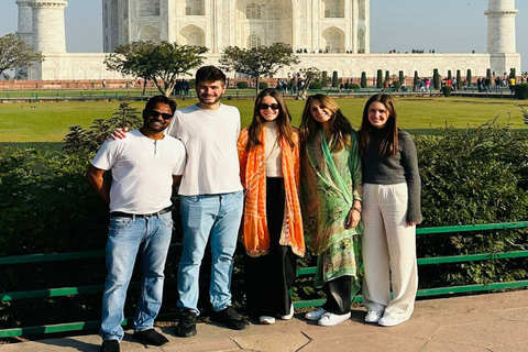 Visite guidée du Taj Mahal et du Mausolée, frais d'entrée inclus.