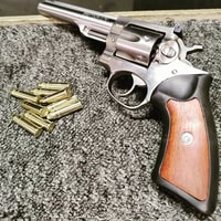 Danzer, Schusswaffenerfahrung mit Ausbilder - Housity