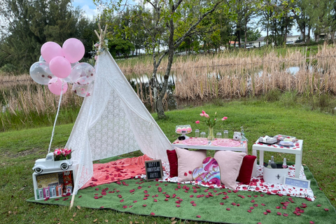 Prova la tranquillità con un picnic al parco Pedrick Pond