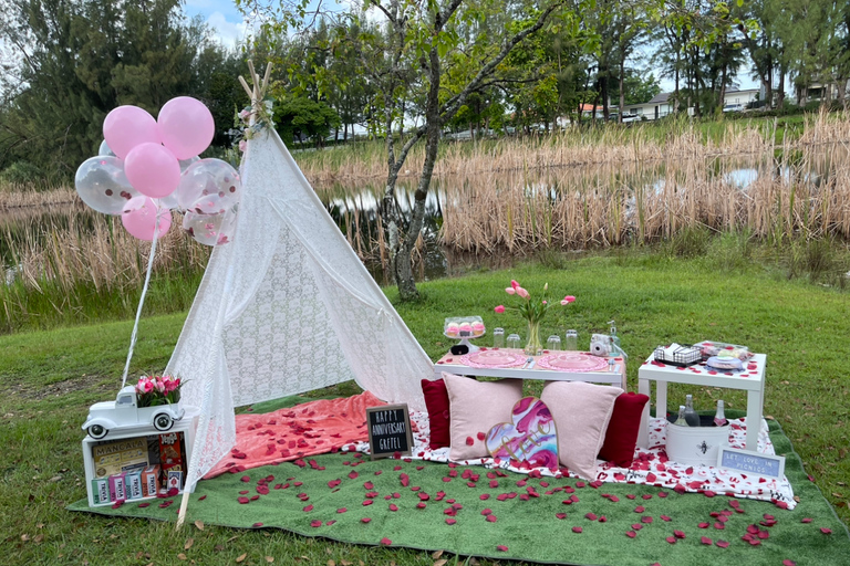 Prova la tranquillità con un picnic al parco Pedrick Pond