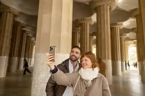 Barcelona:Gaudí in 1 Tag: Sagrada Familia, Parc Güell & mehr